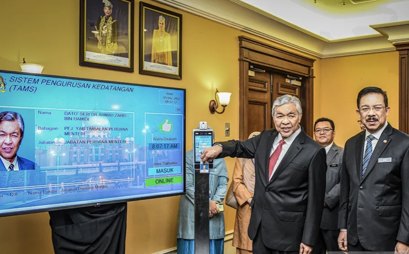 Zahid Mula Tugas Secara Rasmi Di Perdana Putra MYKMU NET