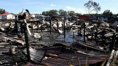 Tujuh rumah kedai musnah terbakar