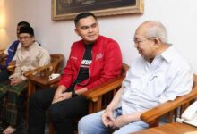 Tengku Razaleigh: Tiada Sebab Dr Akmal Mesti Minta Maaf