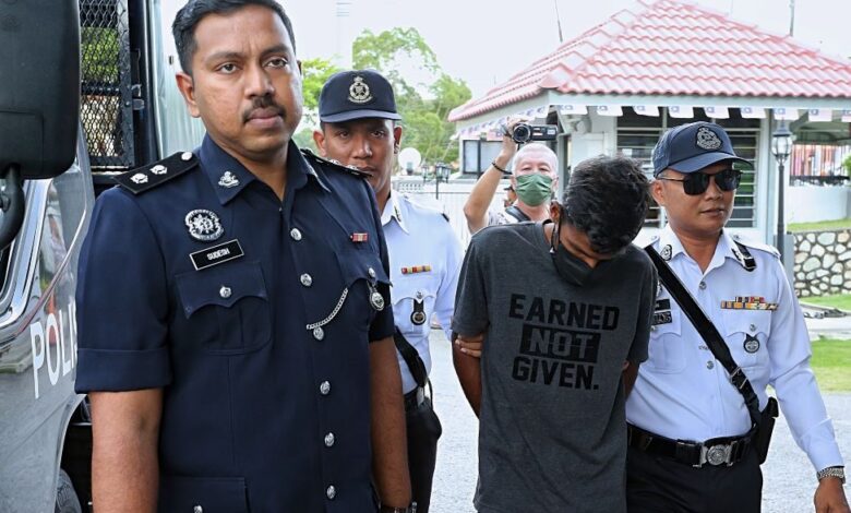 Buruh mabuk didakwa langgar budak sekolah