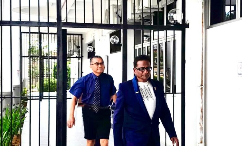 Larian songsang: Atok warga Taiwan, India didenda RM5,000 berpakaian wanita