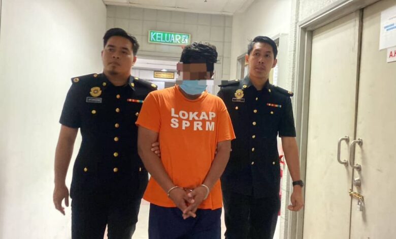 Ahli perniagaan direman tuntutan palsu bekalan kimia IPTA