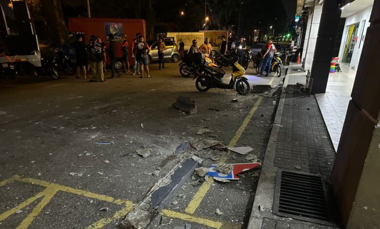 Bongkah simen bangunan jatuh hempap budak 7 tahun