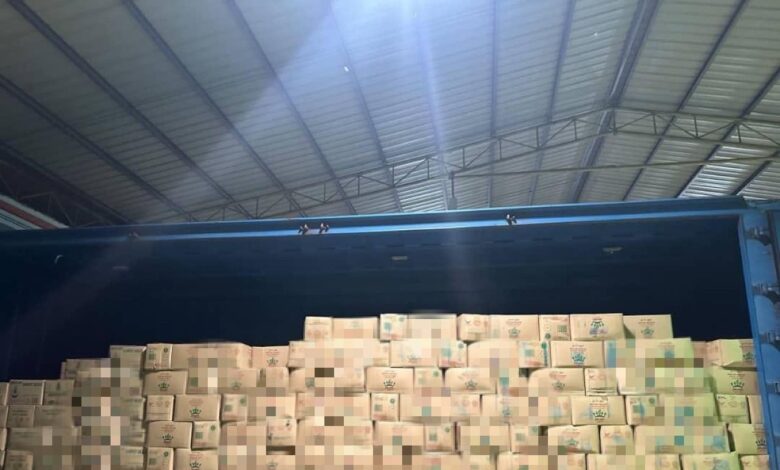 Lori bawa 18,700 peket minyak masak terbabas di pangkalan haram