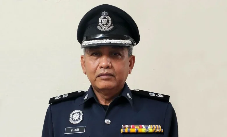 Pendaki Gunung Tahan dihempap pokok meninggal dunia