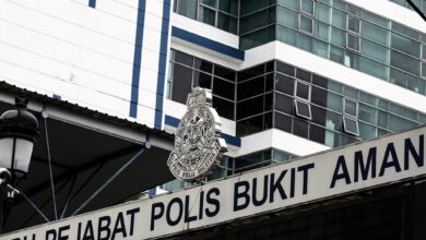 Pegawai kanan polis bersekedudukan ditahan JIPS