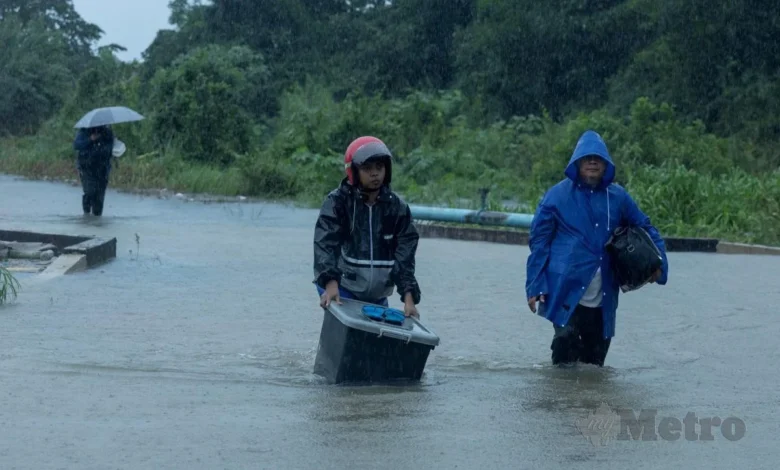 Banjir: Ramai terperangkap, minta di selamatkan di Pasir Mas, Tumpat