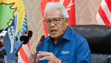 It was just chit-chat, not offer for BN to join opposition, says Hamzah