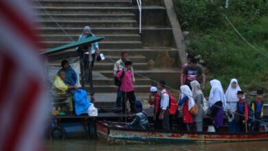 Immigration to open Rantau Panjang ICQS at 6am, offer RM10 annual pass and considering special lane for students crossing Kelantan-Thai border