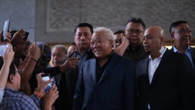 [VIDEO] Rasuah RM2.8 juta: Bung Moktar, Zizie Izette kena bela diri