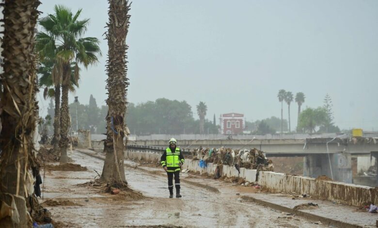 Risiko banjir besar: Sekolah ditutup, ribuan dipindahkan