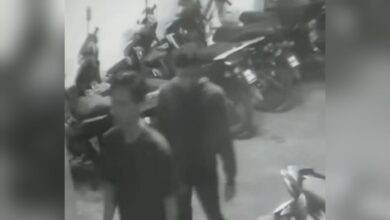 Dua lelaki tular curi motosikal diburu