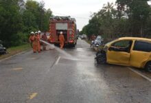 Wanita maut, pemandu parah nahas dua kereta