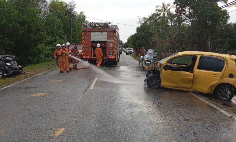 Wanita maut, pemandu parah nahas dua kereta