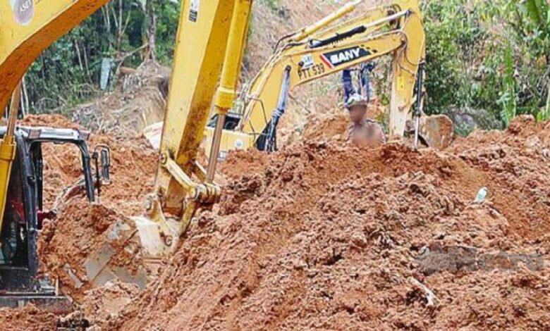 13 terkorban, 18 cedera tanah runtuh di Sumatera