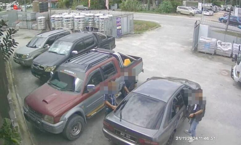 Tular kes khianat pecah kereta, suspek berputih mata