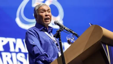 Najib may see ‘light at the end of the tunnel’, says Zahid