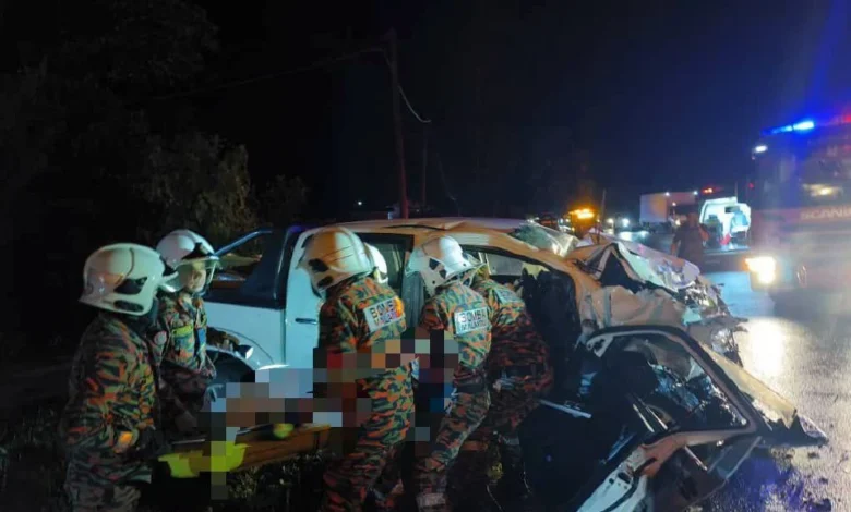 1 maut, 3 cedera nahas dua kenderaan di Jalan Kelawat