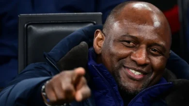 Vieira bantu Genoa raih kemenangan sulung di laman sendiri