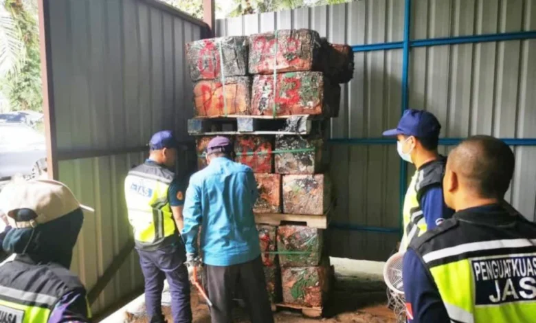 JAS serbu kilang sisa elektronik haram