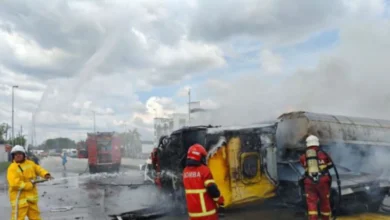 4 cedera nahas 3 kenderaan terbakar