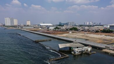 Indonesia rancang bina tembok laut 700km