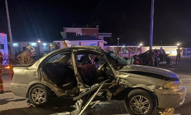 2 warga emas maut kemalangan pulang dari tokong