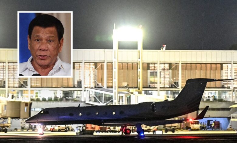 Pesawat sewa khas bawa bekas Presiden Filipina Duterte ke Belanda