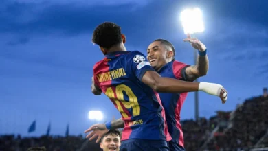 Dua gol Raphinha bawa Barca ke suku akhir