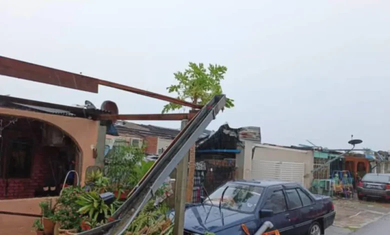 30 rumah di Sekinchan di badai ribut