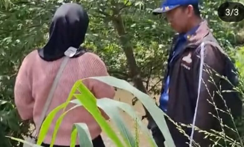 Sendiri yang baling, bomba pula kena cari telefon dalam sungai
