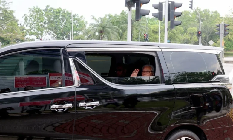 Ismail Sabri selesai beri keterangan lebih 6 jam