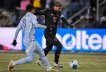 Pengadil minta autograf Messi digantung enam bulan