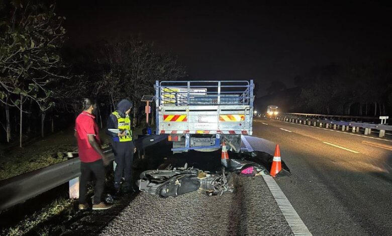 Wanita maut rempuh lori berhenti kerana kehabisan minyak