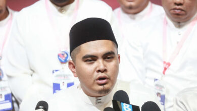 Umno Youth chief Datuk Dr Muhamad Akmal Saleh