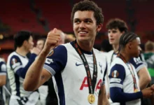 Trofi ini padam musim suram Spurs - Johnson