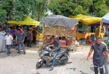 Lelaki maut selepas lori rempuh motosikal ditunggang, gerai penjaja, pagar masjid