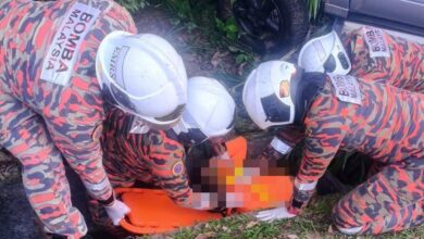 `Bang, sebut Allah. Abang kuat bang, Laililahaillah'