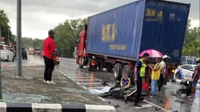 Wanita Thailand maut, anak cedera nahas motosikal-treler di Padang Besar