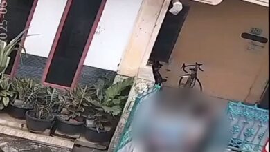 Remaja tendang ibu kerana tidak diberi wang