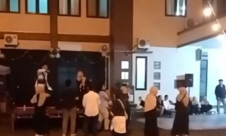 Pegawai agama joget ‘Kopi Dangdut’ rai Maal Hijrah