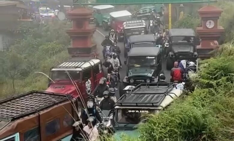 Jalan naik gunung sesak teruk ketika cuti Aidiladha