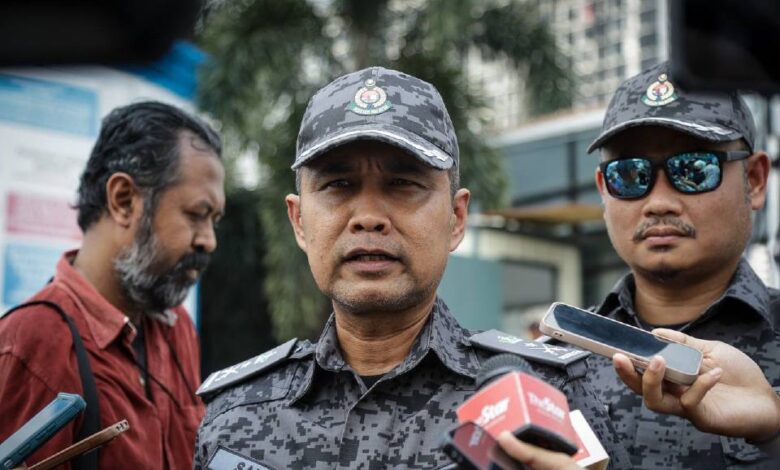 Imigresen tahan pasangan warga Indonesia disyaki dalang sindiket palsu dokumen