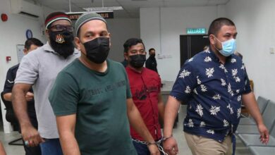 Empat pengamal perubatan tradisional dipenjara 3 tahun pukul pensyarah hingga buta