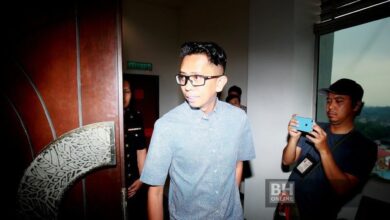 Pengubahan wang haram lebih RM900,000: Pegawai Imigresen Johor mengaku tak bersalah