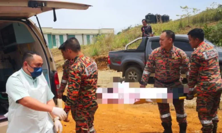 Peluncur udara tersasar, jatuh dalam belukar