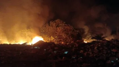 Bomba padam kebakaran longgokan sampah 0.8 hektar di Bestari Jaya