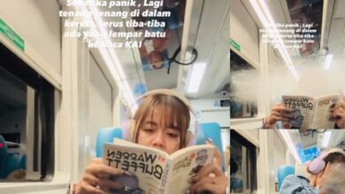 Tingkap kereta api bersepai dibaling batu