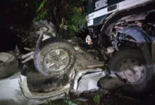 Tiga lelaki maut pikap bertembung dengan lori tangki