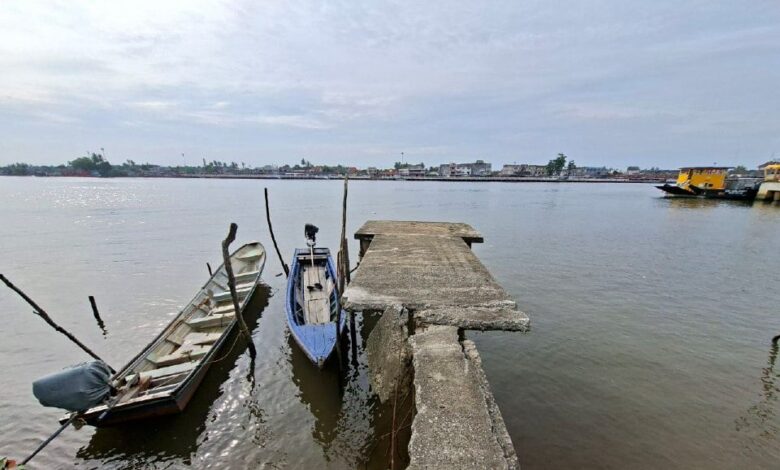 Operasi roboh jeti haram di Sungai Golok: Fasa pertama tumpu struktur dibina atas tanah kerajaan